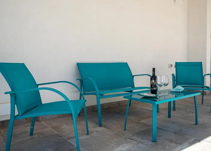 Apartment Vinile Torre Suda